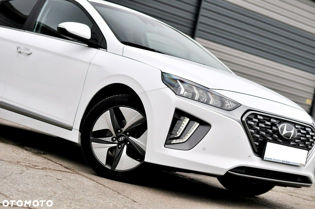 Hyundai IONIQ hybrid Premium - 39
