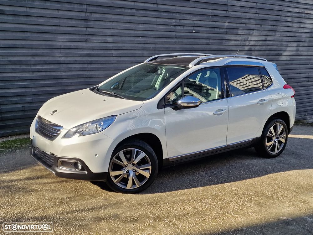 Peugeot 2008 1.2 PureTech Allure - 3