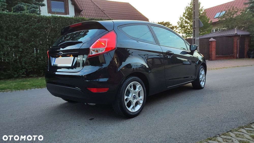 Ford Fiesta 1.25 Champions Edition - 30