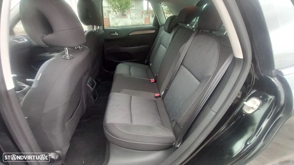 Citroën C4 1.6 HDi Exclusive - 7