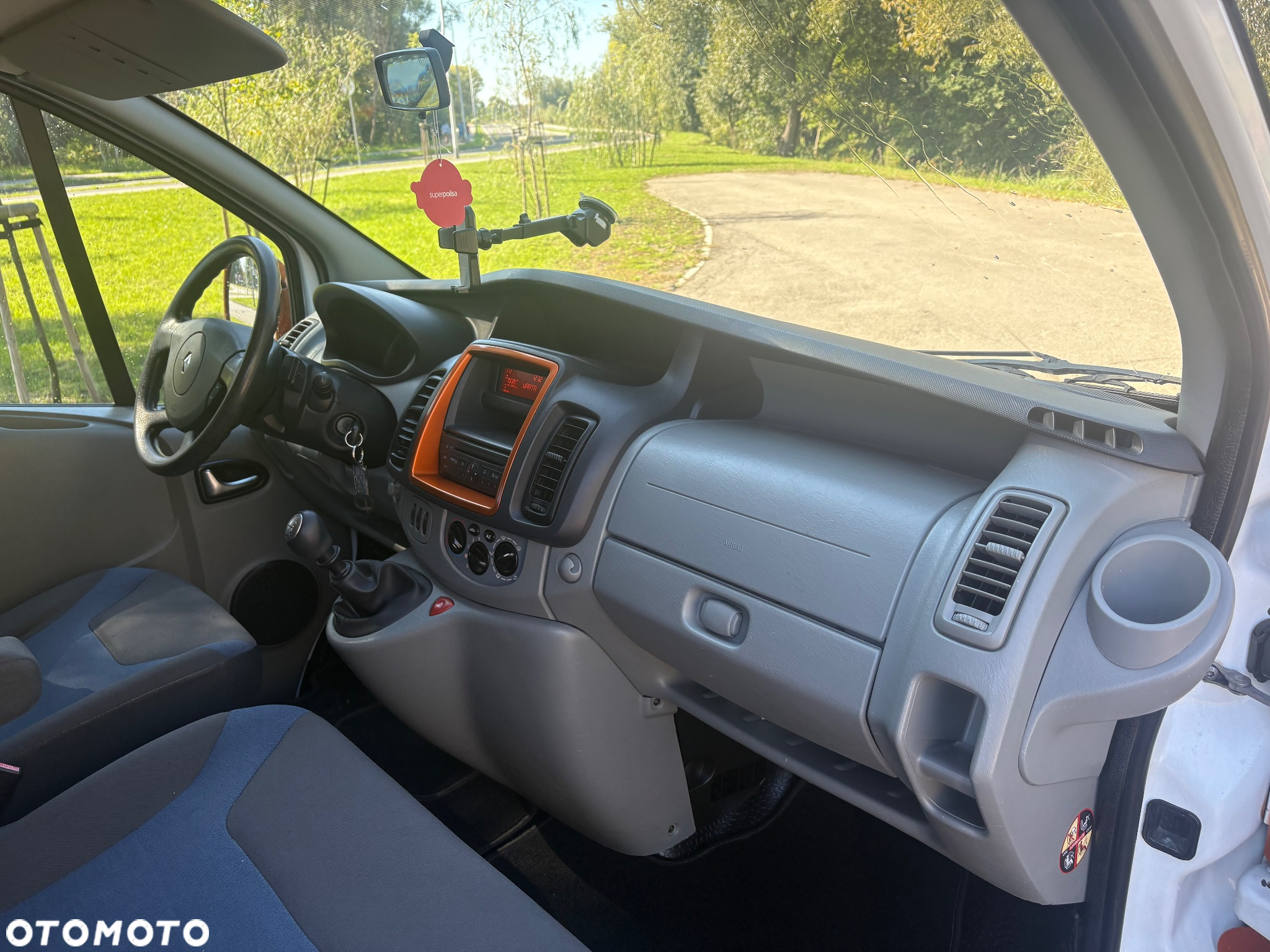 Renault Trafic 2.0 dCi 115 Combi L1H1 - 9
