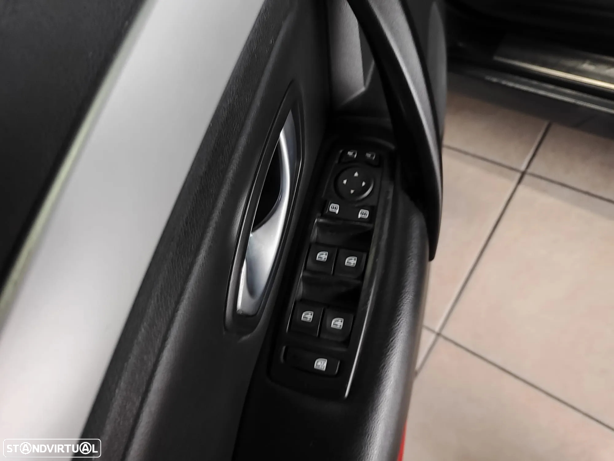 Renault Laguna Break 1.5 dCi Dynamique S - 23