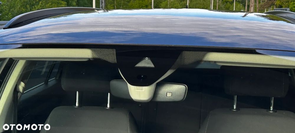 Volkswagen Passat Variant 2.0 TDI SCR 4Motion DSG Comfortline - 22