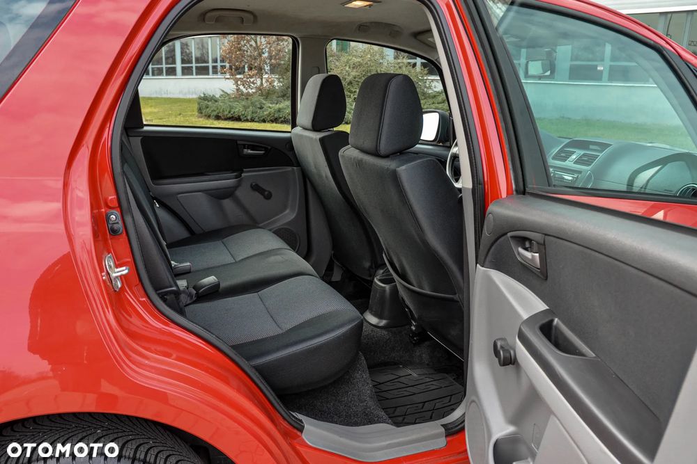 Suzuki SX4 1.5 Streetline 4x2 Classic - 12