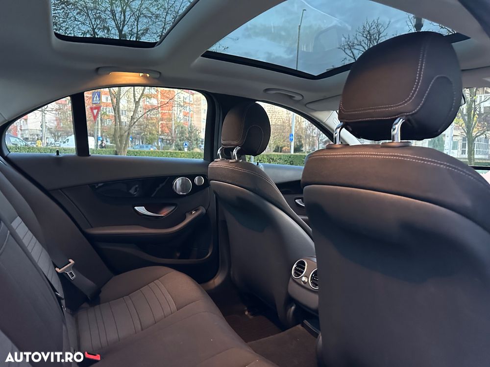 Mercedes-Benz C 220 d 4MATIC 9G-TRONIC - 33