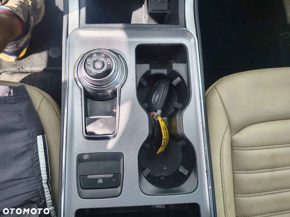 Ford Edge - 18