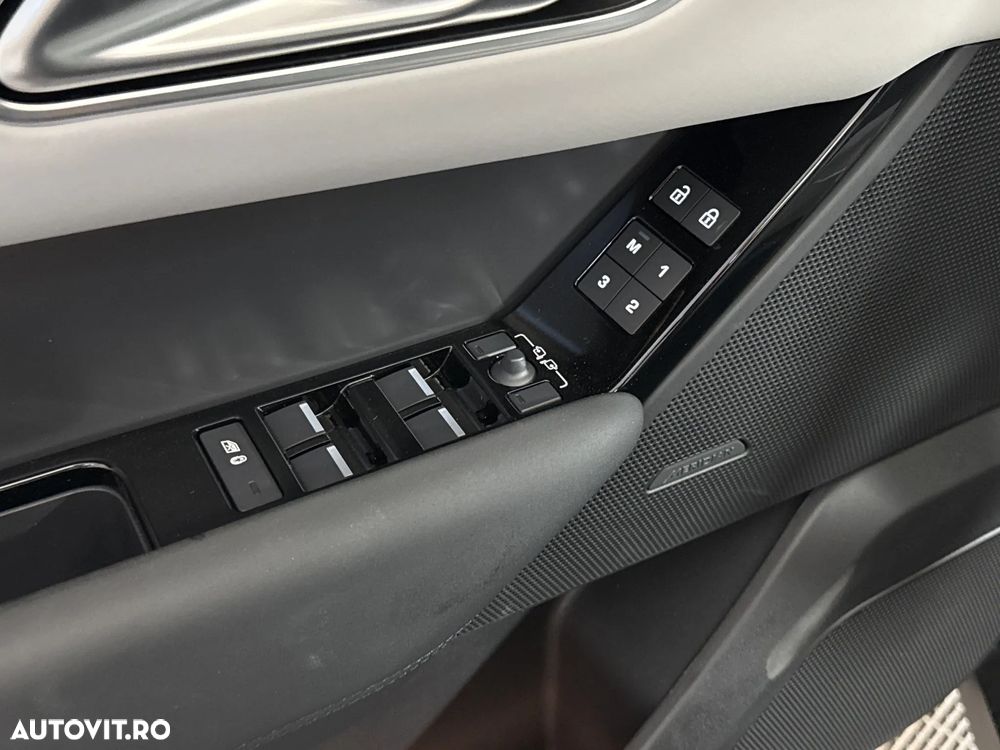 Land Rover Range Rover Velar - 15