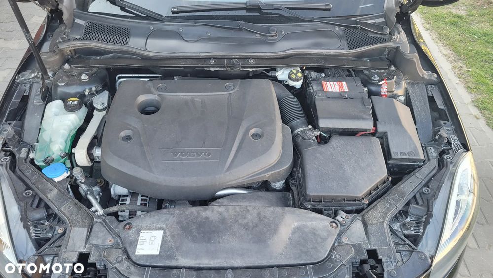 Volvo V40 D2 Momentum - 18