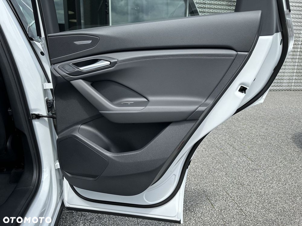Audi Q6 e-tron - 23