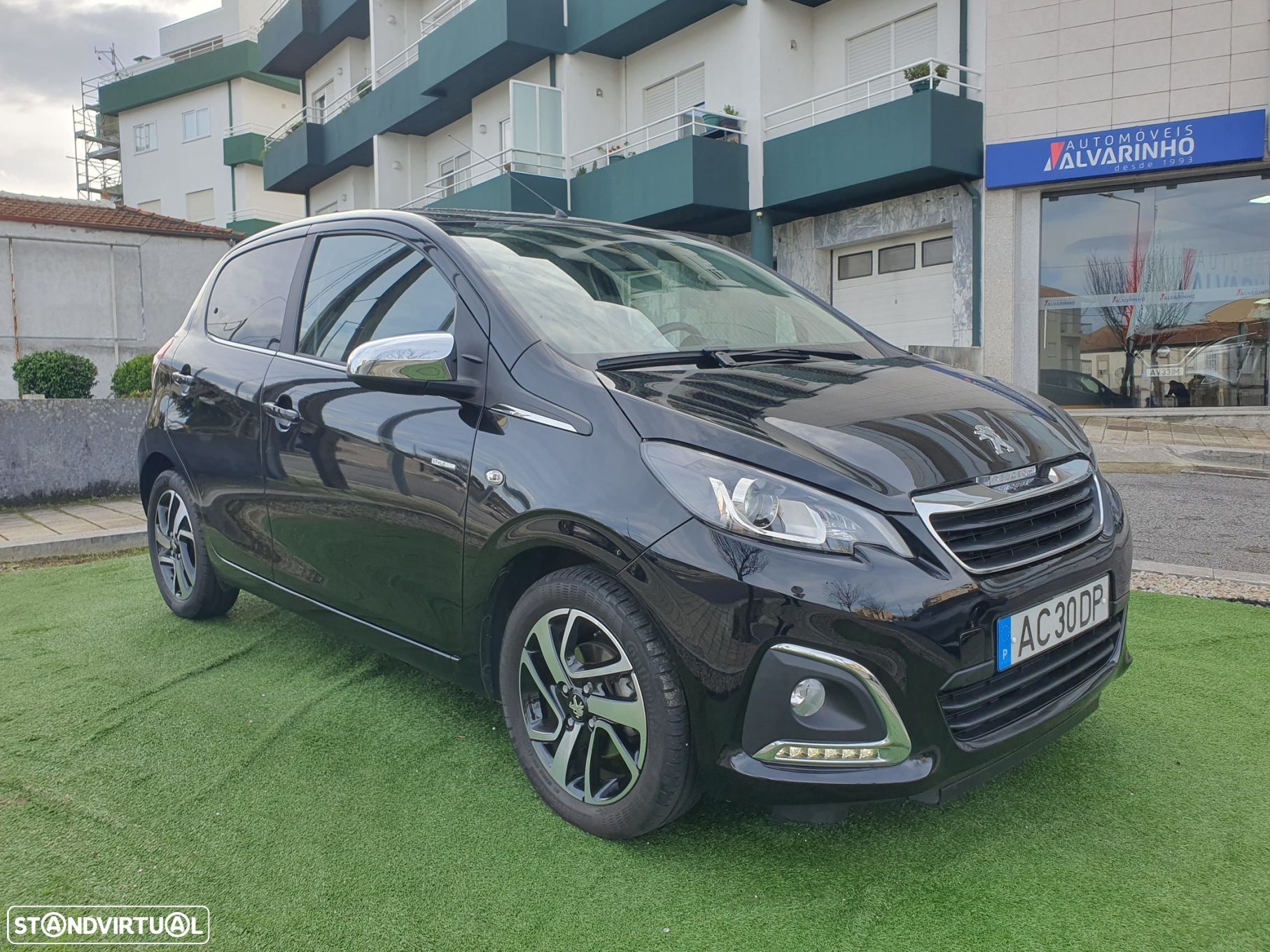 Peugeot 108 1.0 VTi Style - 1