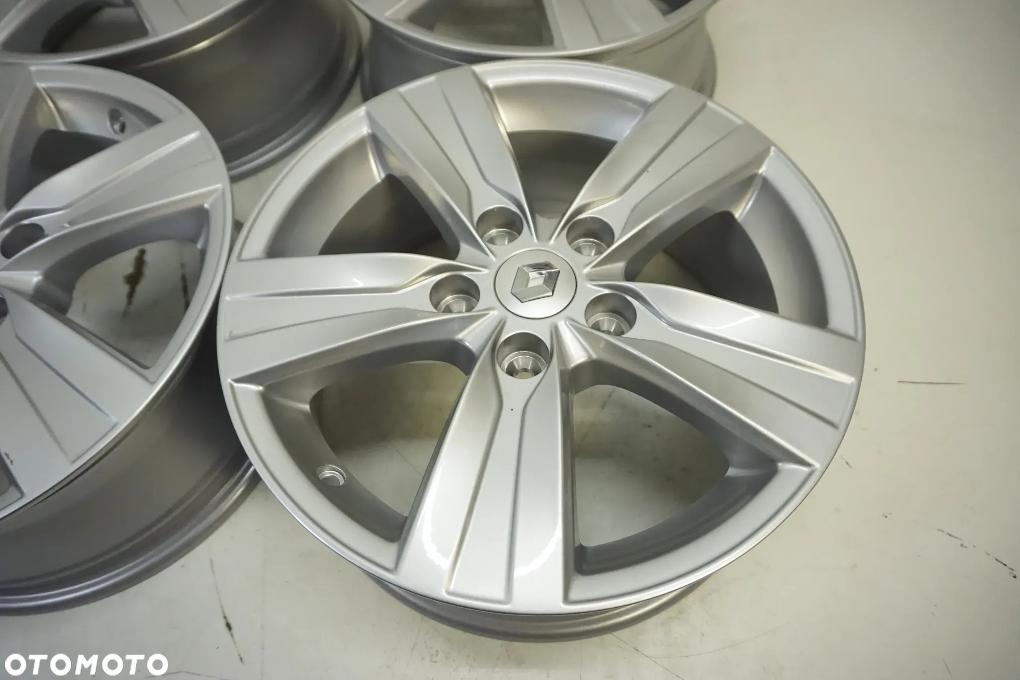 Felgi Aluminiowe  16 RENAULT TREFIC CAPTUR II ARCANA KADJAR KOLEOS LAGUNA III SCENIC MEGANE 4 ZOE CAPTUR II MERCEDES CITAN 5X114,3 ET41 ORYGINAŁ - 10