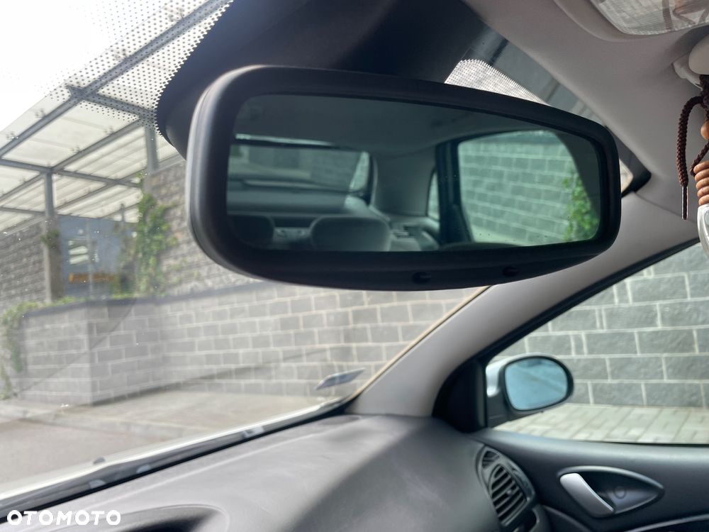 Citroën C5 2.0 16V Exclusive - 34