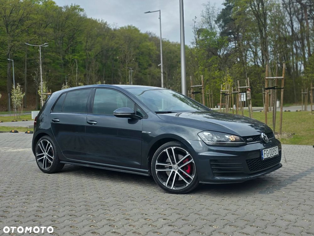 Volkswagen Golf 2.0 TDI BMT GTD - 21