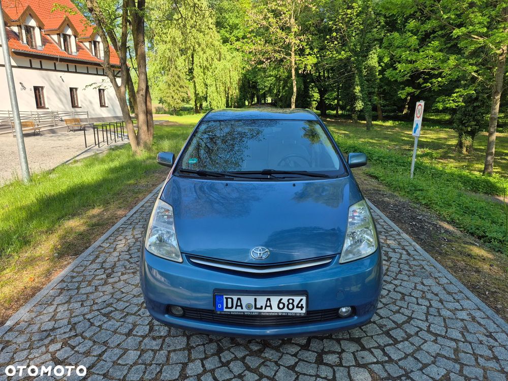 Toyota Prius 1.5 VVT-i Prestige - 2