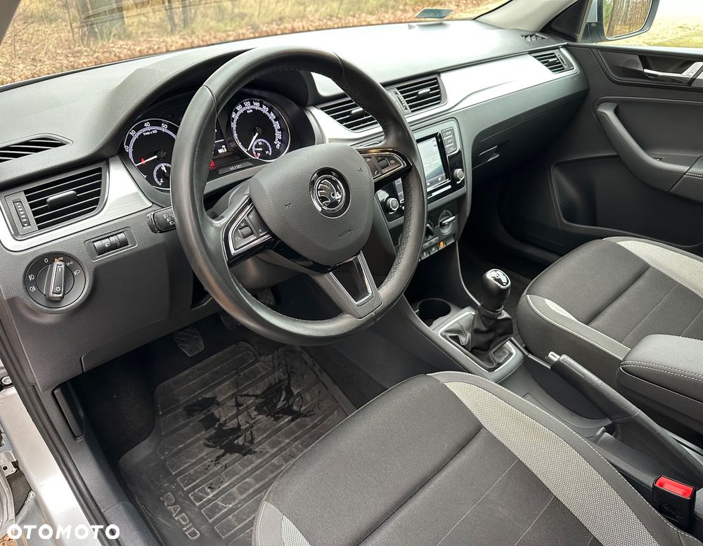 Skoda RAPID 1.0 TSI Ambition - 12