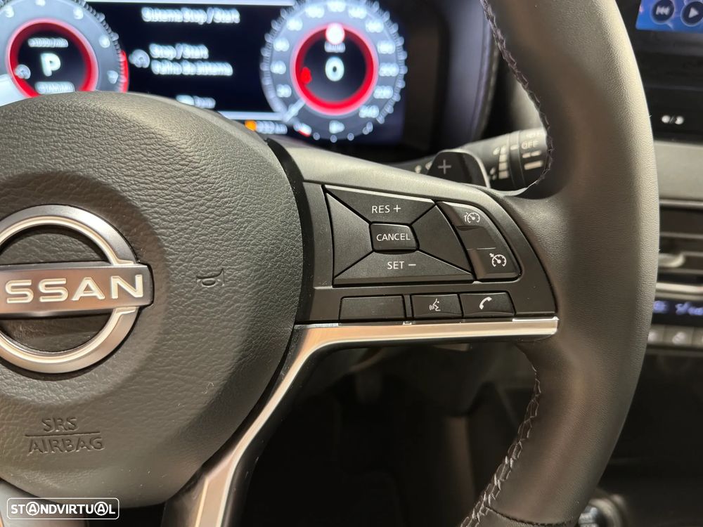 Nissan Juke 1.0 DIG-T N-Connecta NAV. DCT - 26