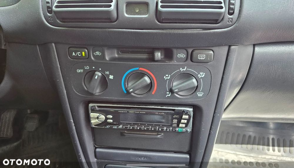 Toyota Corolla 1.4 VVT-i Terra - 6