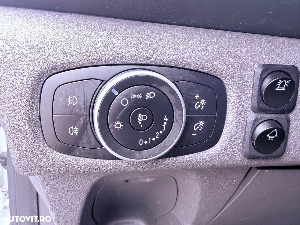 Ford Transit Custom - 23