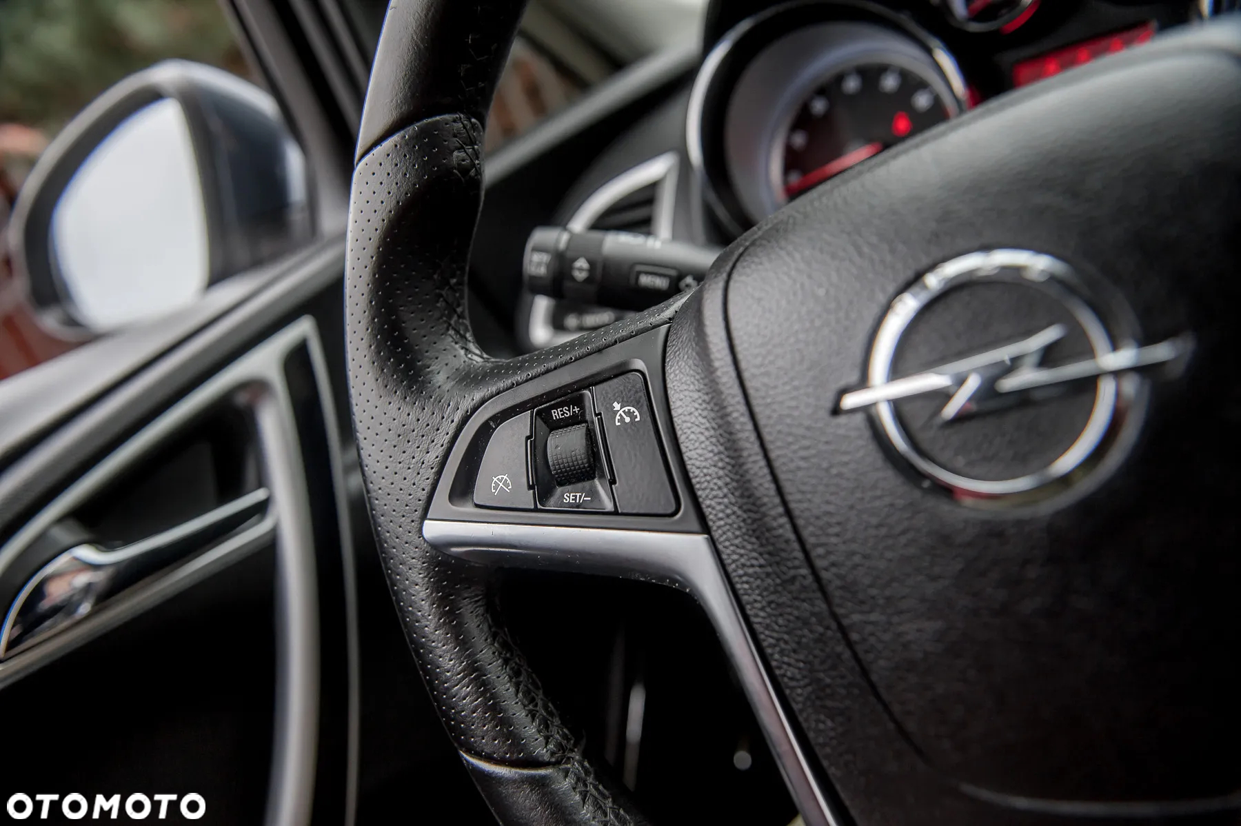 Opel Astra 1.6 Turbo Edition Sport - 24