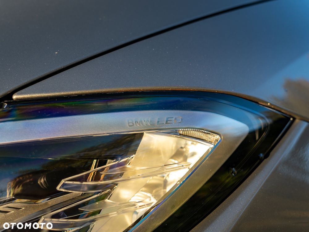BMW i4 - 10