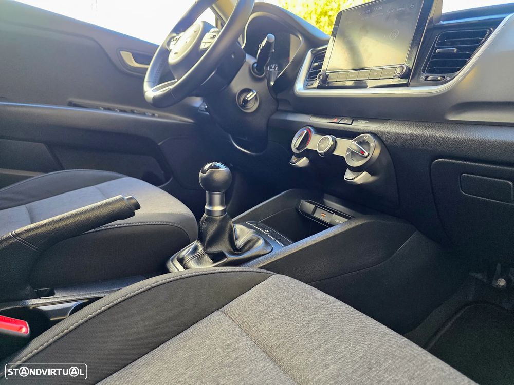 Kia Stonic 1.2 Dynamic - 42