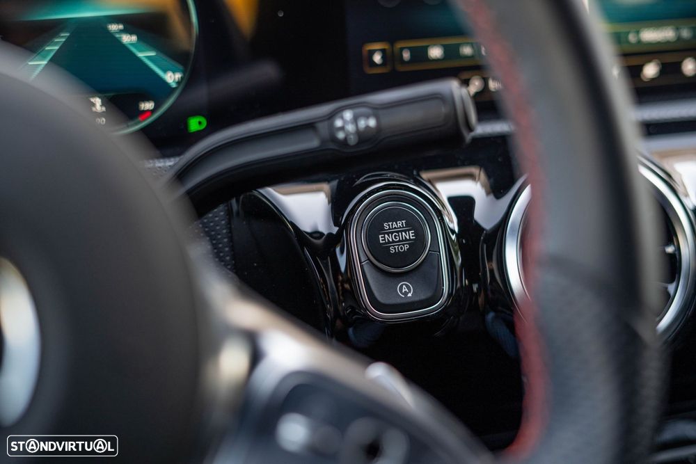 Mercedes-Benz A 200 AMG Line Aut. - 29