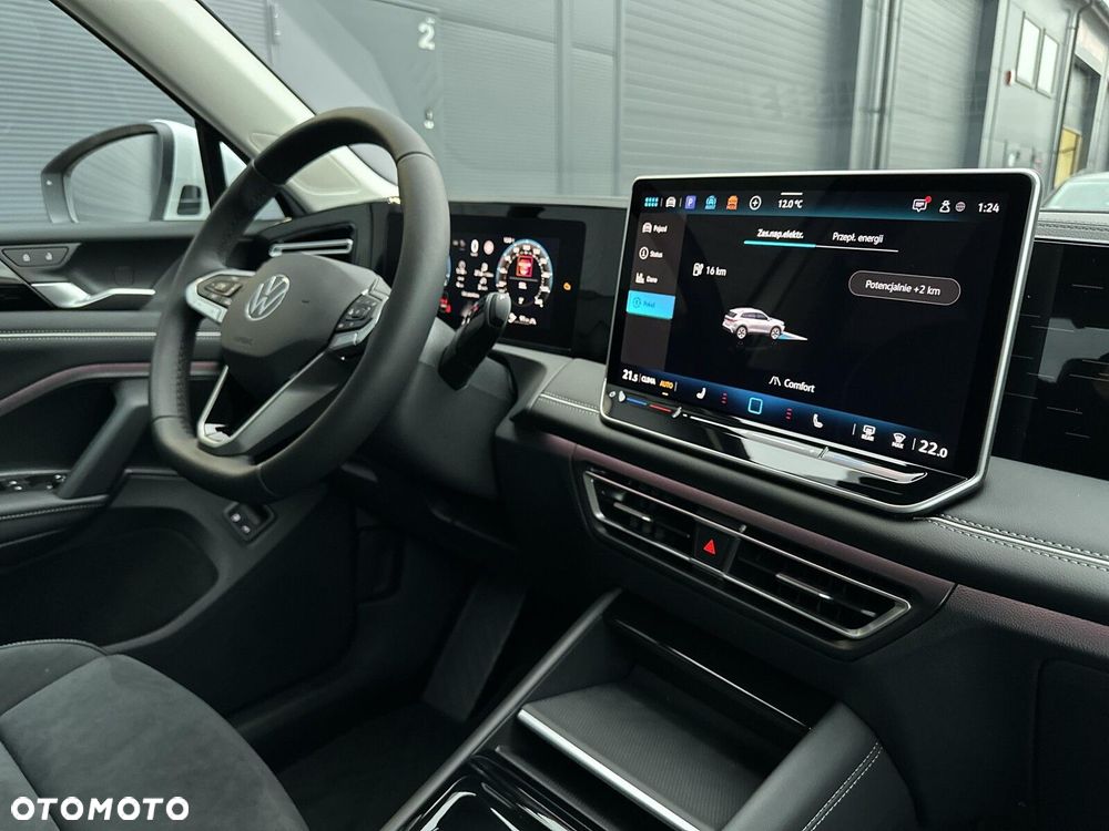 Volkswagen Tiguan - 38