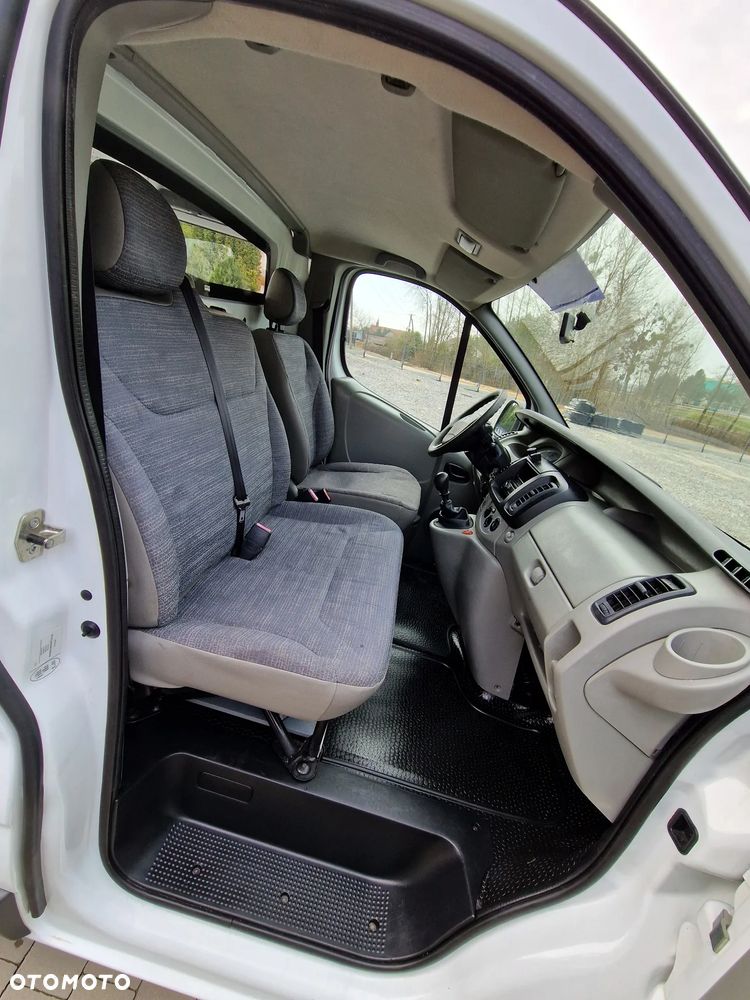 Renault Trafic - 17