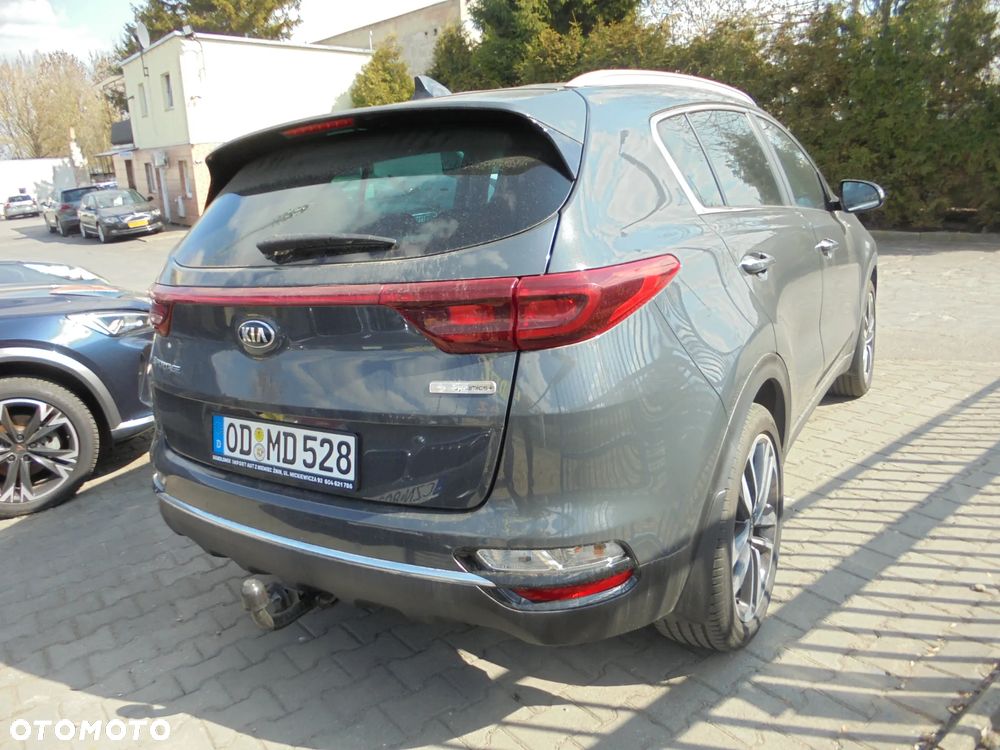 Kia Sportage 1.6 CRDI AWD Eco-Dynamics+ (48V M-H) DCT PLATINUM - 4