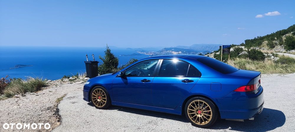 Honda Accord - 2