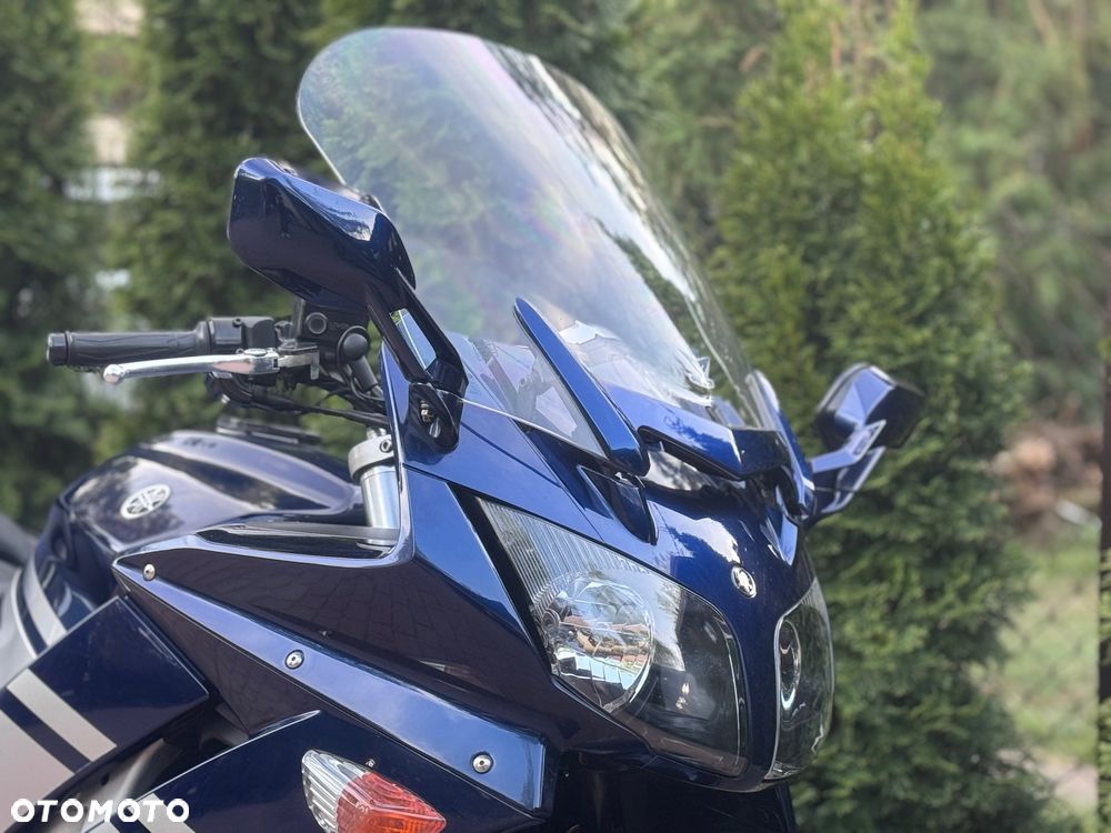 Yamaha FJR - 11