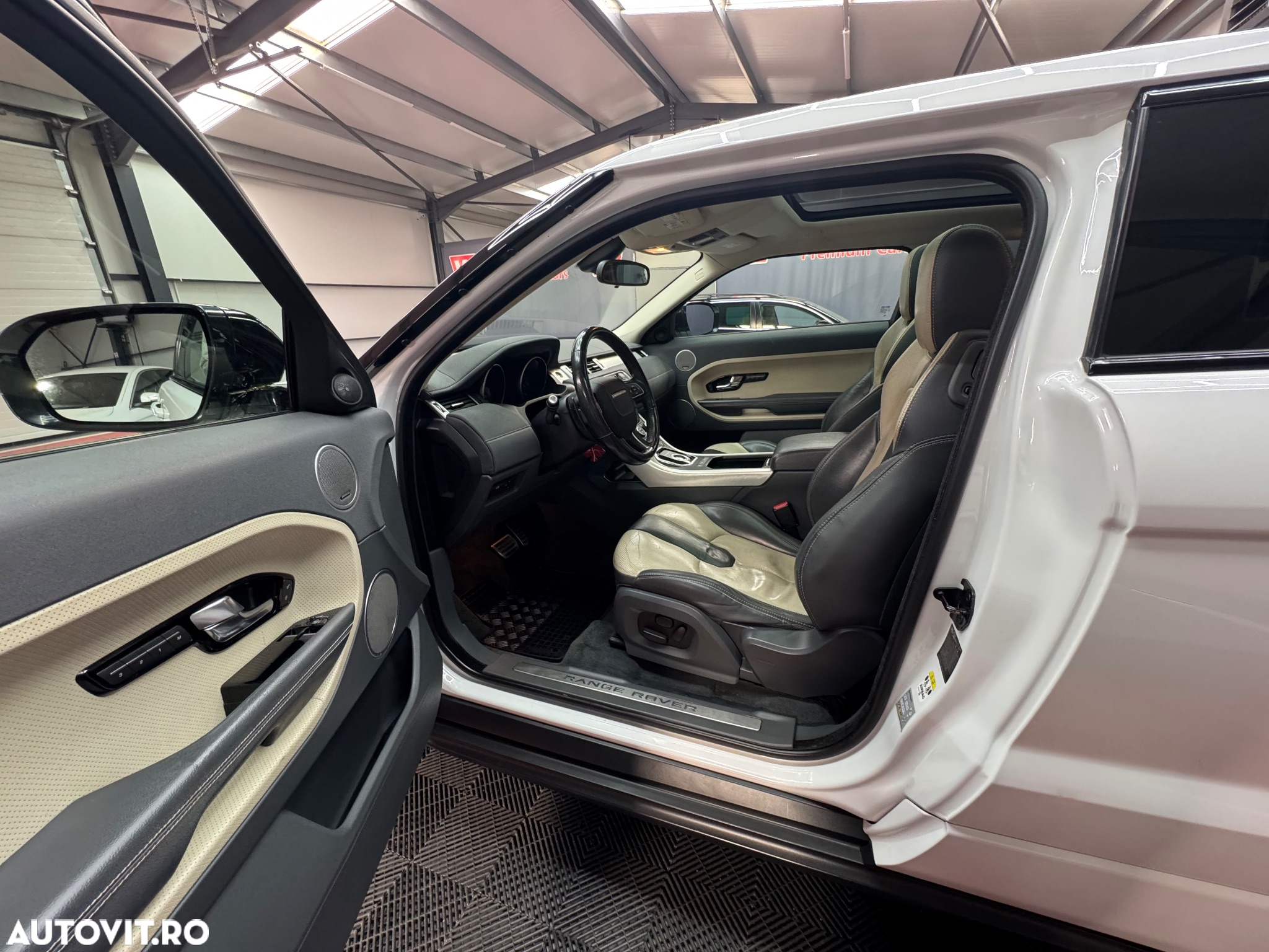 Land Rover Range Rover Evoque - 9