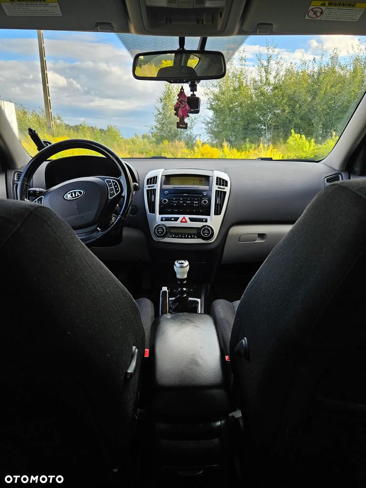 Kia Ceed 1.6 Comfort - 13