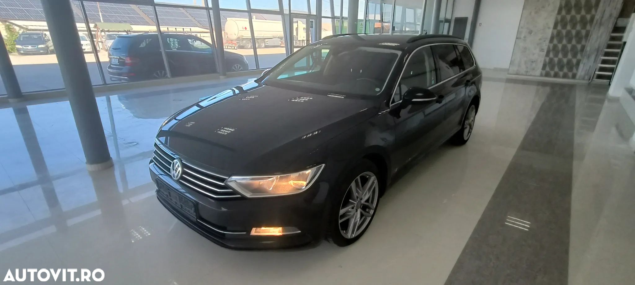 Volkswagen Passat Variant 2.0 TDI DSG Highline - 1