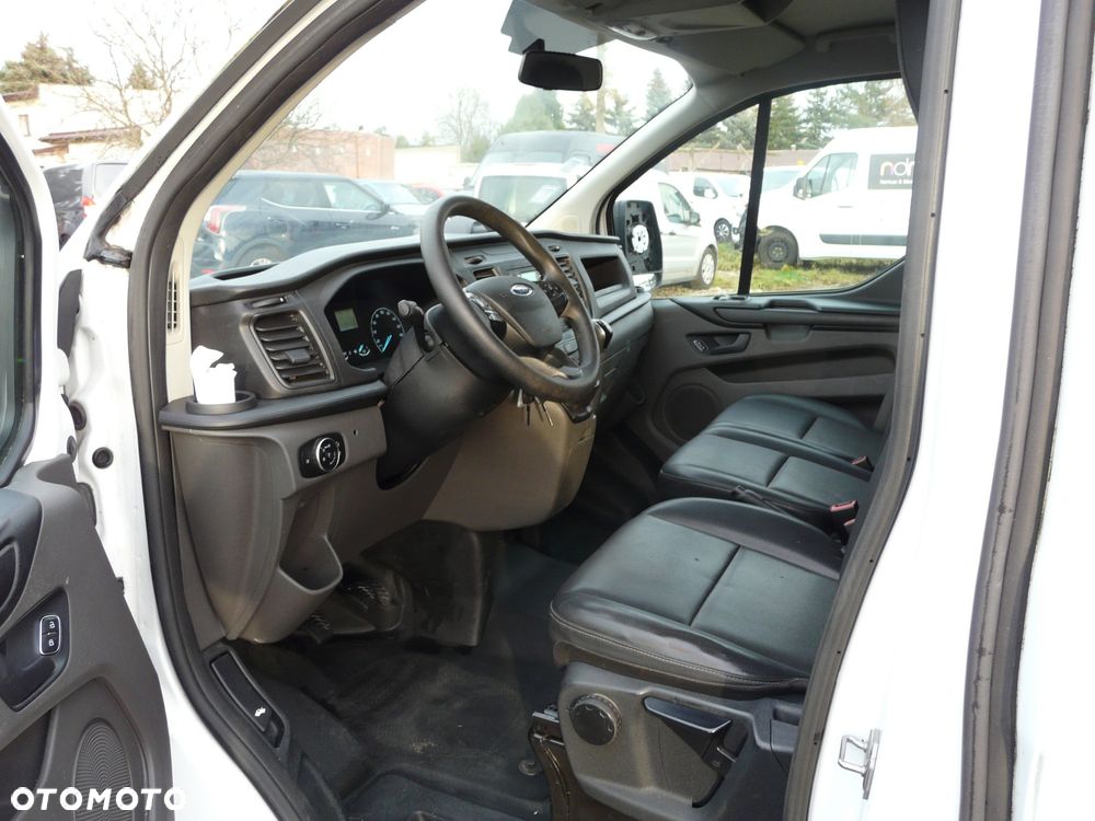 Ford Transit Custom - 9