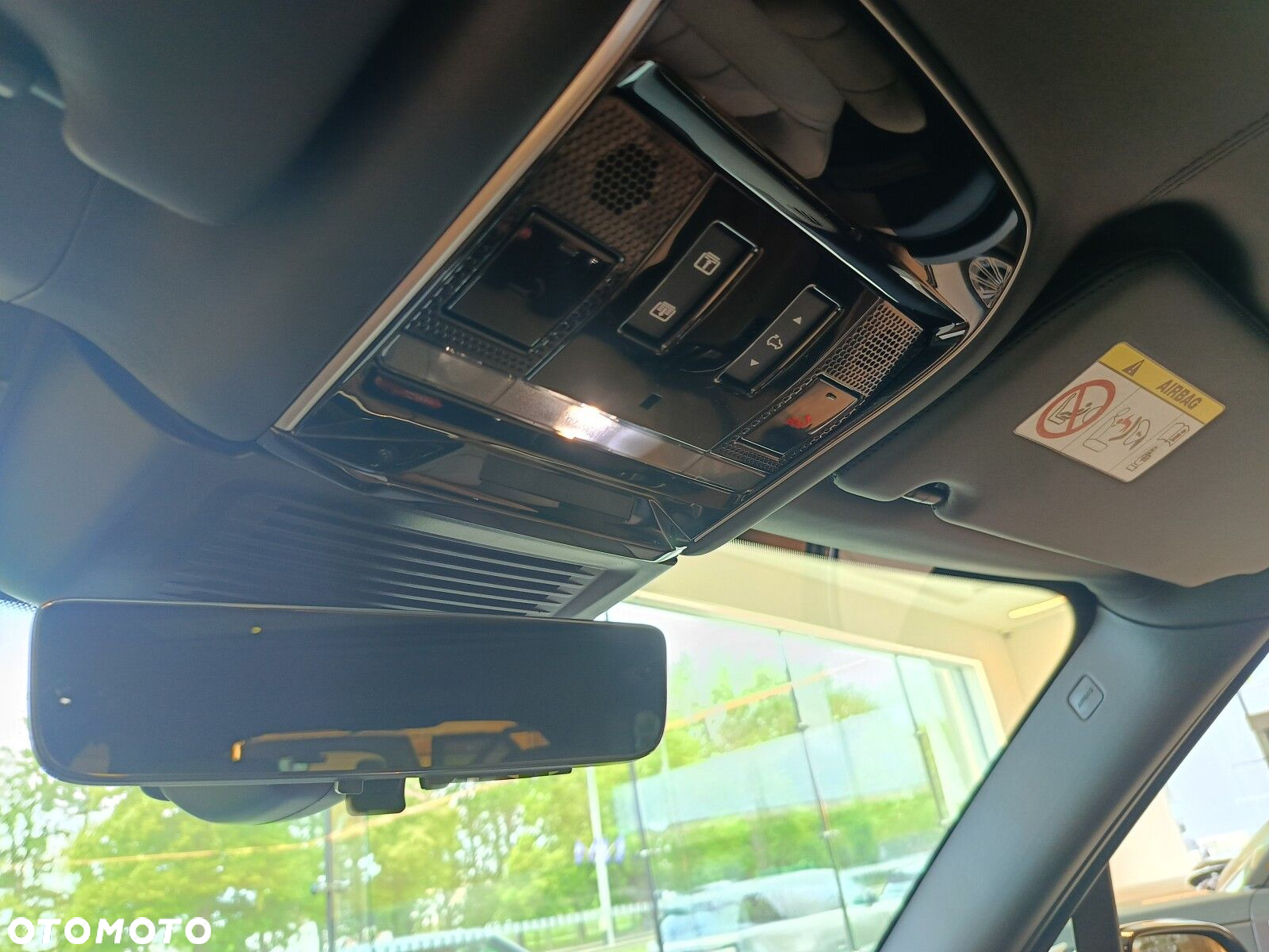 Land Rover Range Rover - 24