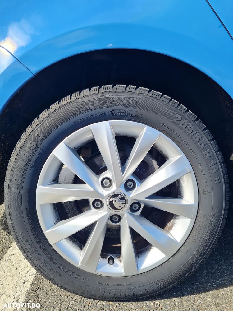 Skoda Octavia Combi Diesel 2.0 TDI Style - 13