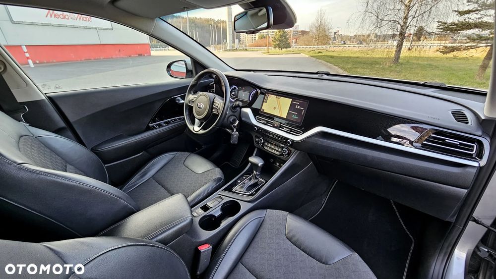 Kia Niro 1.6 GDI 2WD Edition 7 - 38