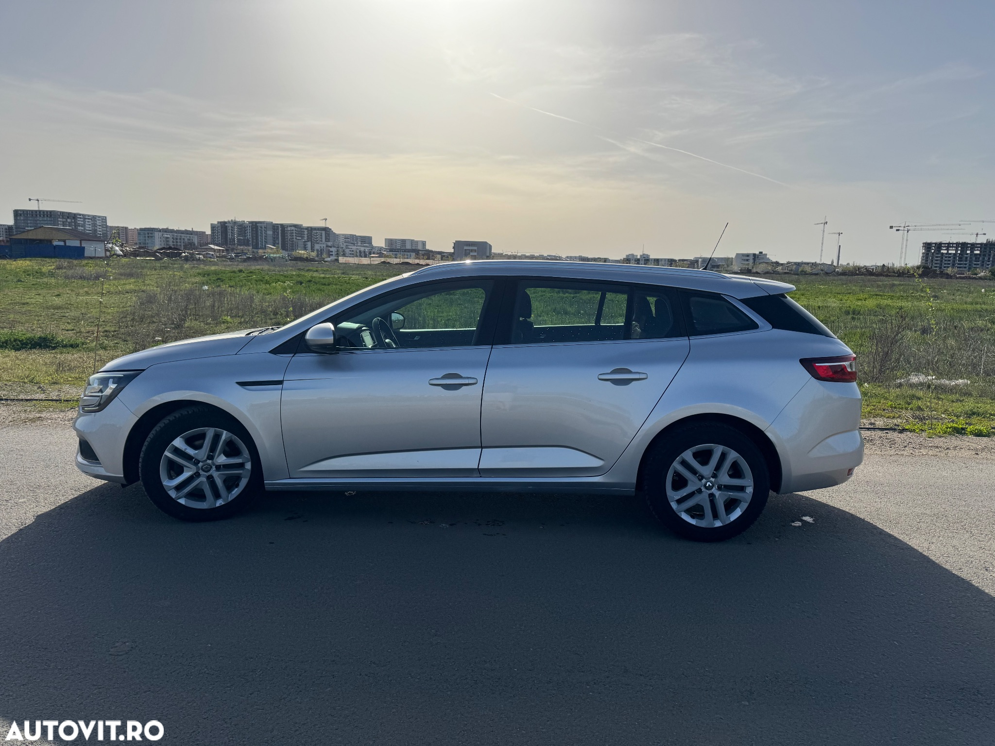 Renault Megane BLUE dCi 115 BUSINESS EDITION - 2