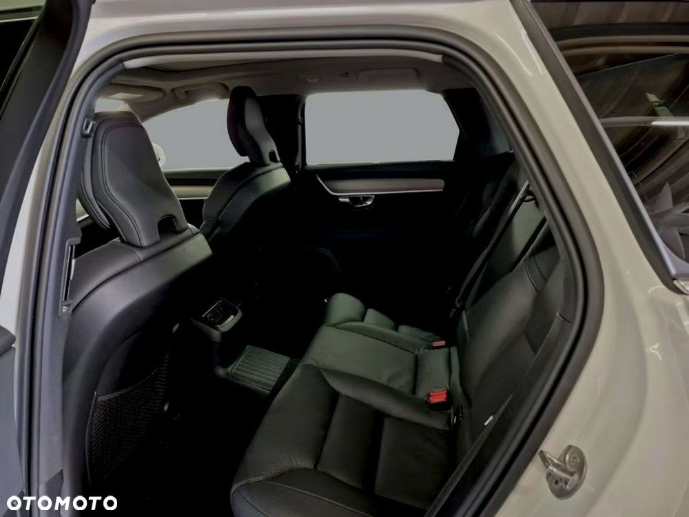 Volvo V90 - 3