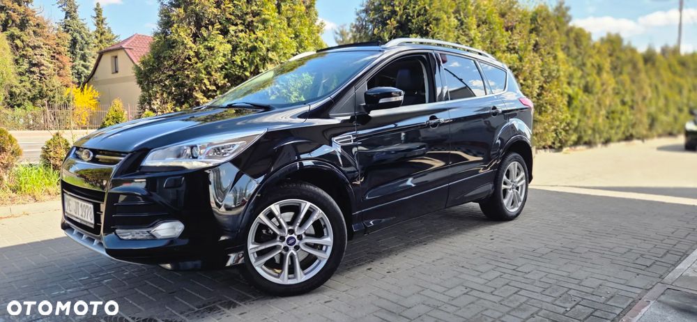 Ford Kuga 1.5 EcoBoost 4x4 Titanium - 4