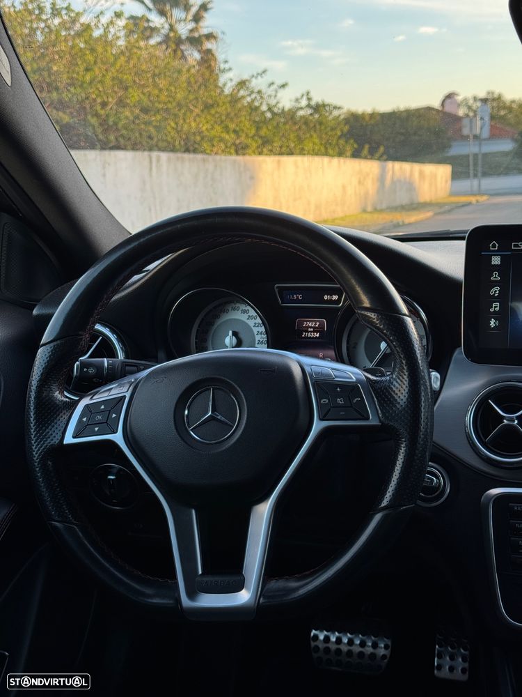 Mercedes-Benz GLA 220 CDI 4Matic 7G-DCT AMG Line - 13