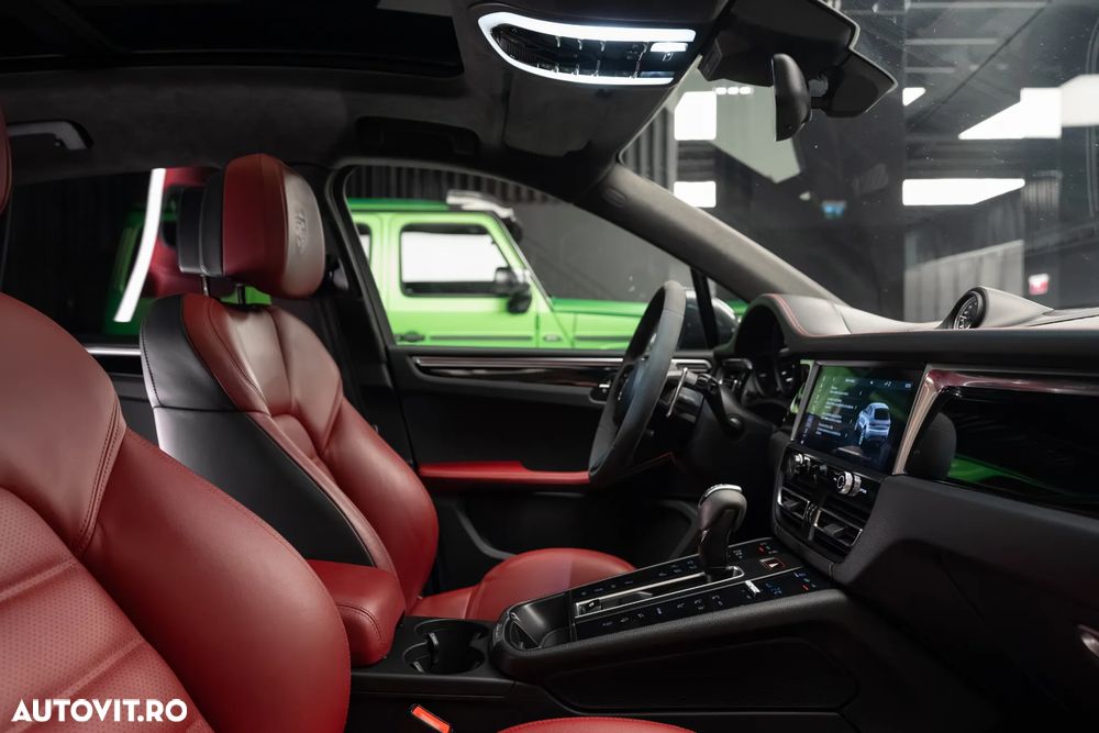 Porsche Macan S - 36