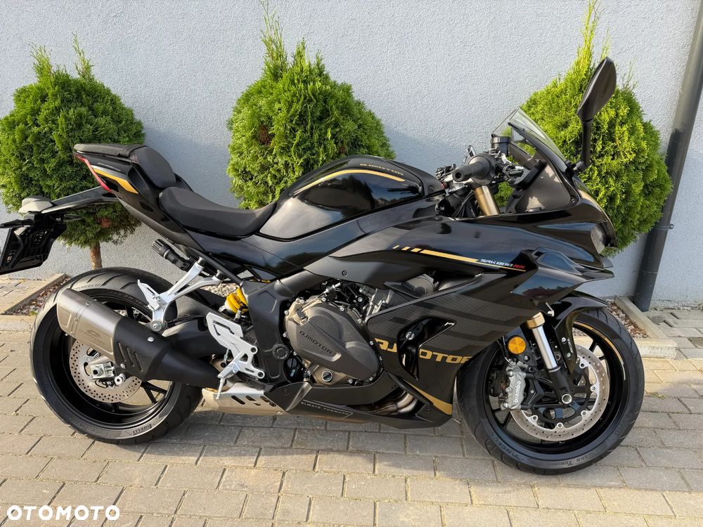 QJMOTOR SRK 800RR