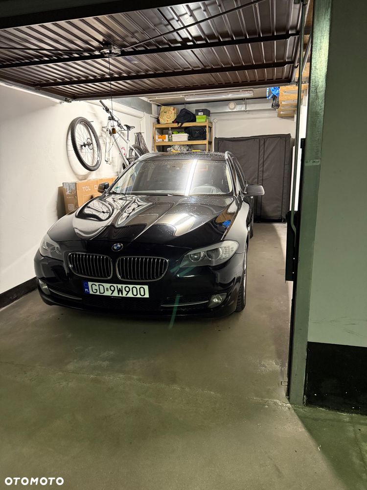 BMW Seria 5 - 25