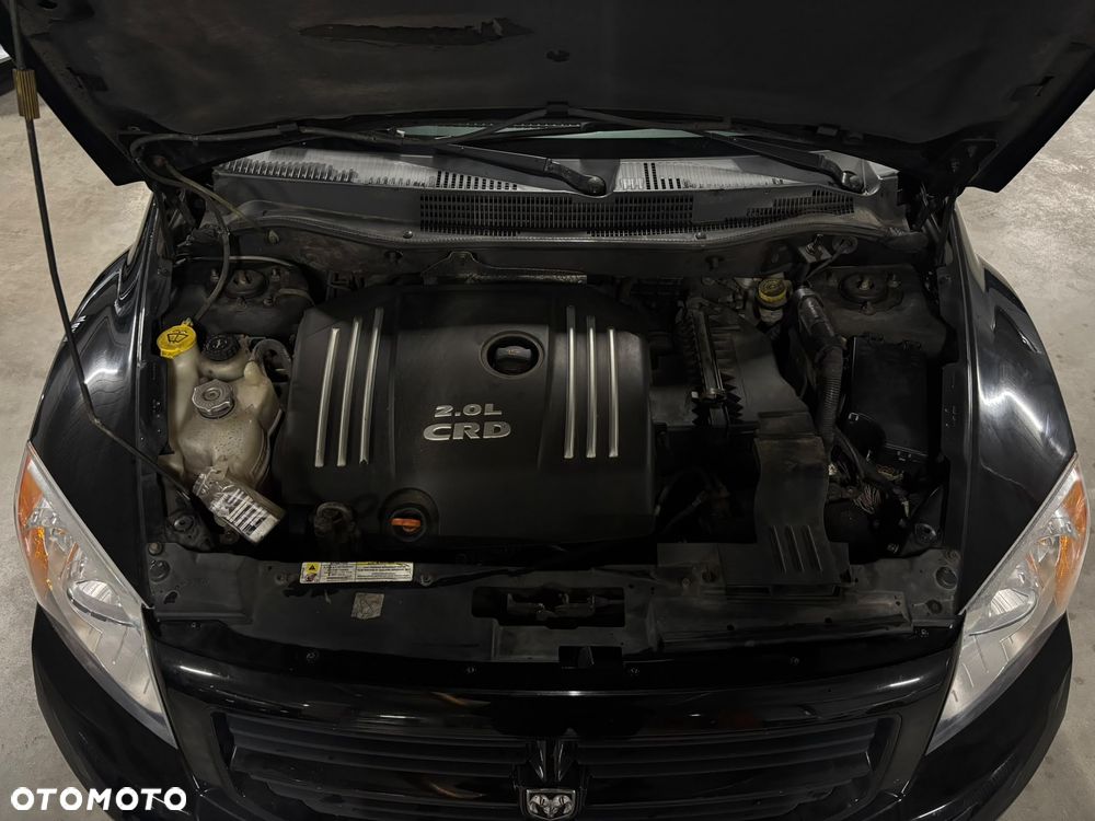 Dodge Caliber - 10