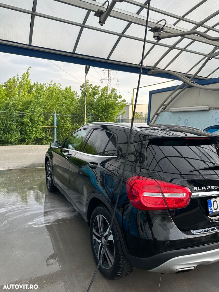 Mercedes-Benz GLA 220 d Aut. - 5