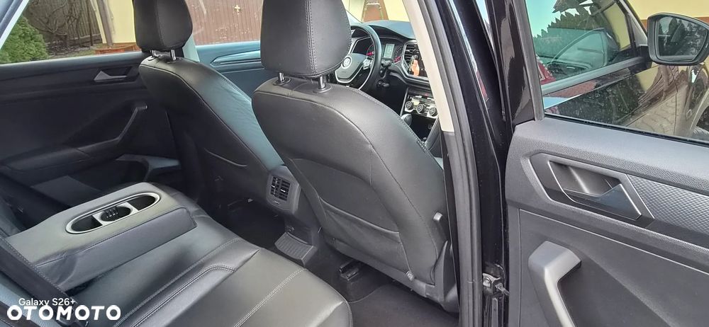 Volkswagen T-Roc 1.5 TSI ACT OPF DSG IQ.DRIVE - 17