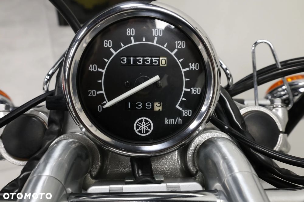 Yamaha XV - 17