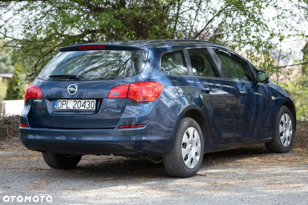 Opel Astra 1.7 CDTI Enjoy - 4